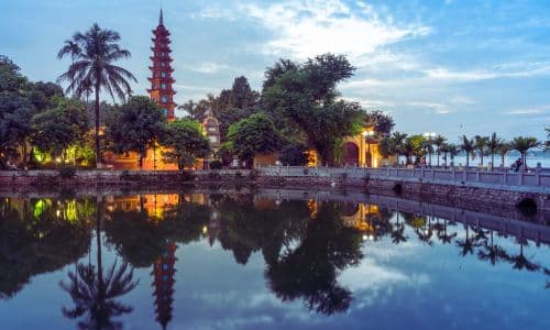 Pagoda de Tran Quoc en Hanoi, arquitectura vietnamita